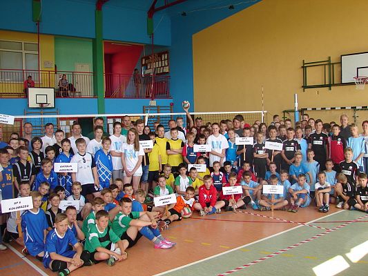 Grafika #0: III OGÓLNOPOLSKI TURNIEJ MINIPIŁKI SIATKOWEJ CHŁOPCÓW O PUCHAR WÓJTA GMINY NOWA WIEŚ LĘBORSKA