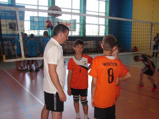 Grafika #16: III OGÓLNOPOLSKI TURNIEJ MINIPIŁKI SIATKOWEJ CHŁOPCÓW O PUCHAR WÓJTA GMINY NOWA WIEŚ LĘBORSKA