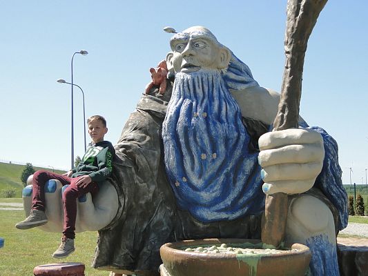 Grafika #6: Biwak w Gniewinie