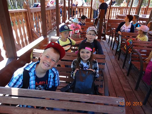 Grafika #1: Wycieczka klasy II i III do Doliny Charlotty