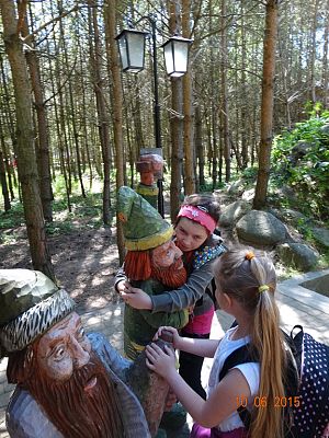 Grafika #11: Wycieczka klasy II i III do Doliny Charlotty