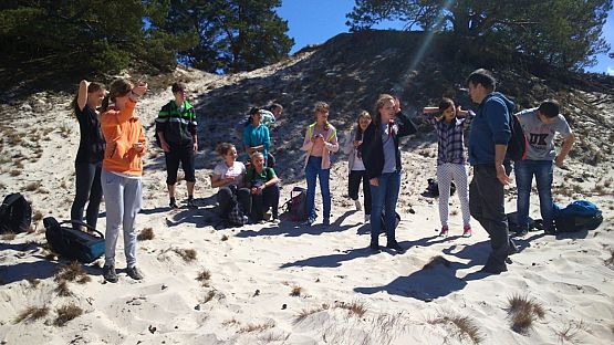 Grafika #1: Z kroniki harcerskiej