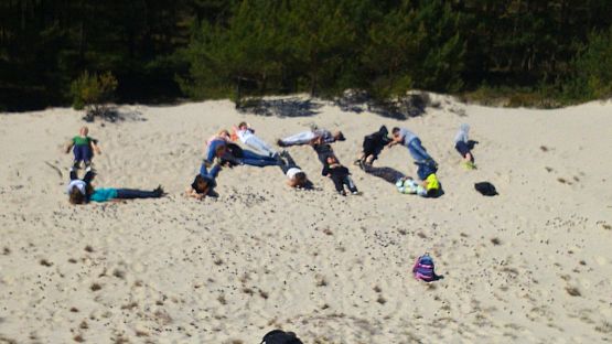 Grafika #2: Z kroniki harcerskiej