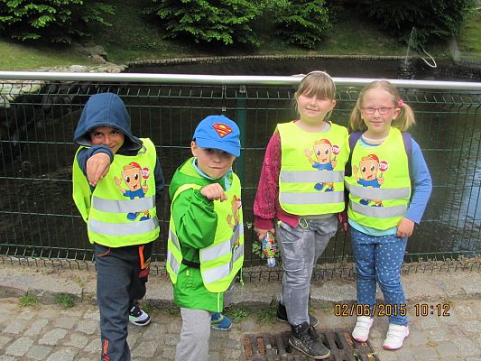 Grafika #0: Wycieczka do ZOO