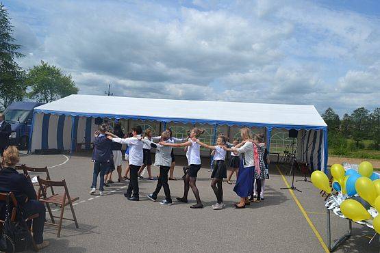 Grafika #7: Spotkanie szkół noszących imię Jana Pawła II.