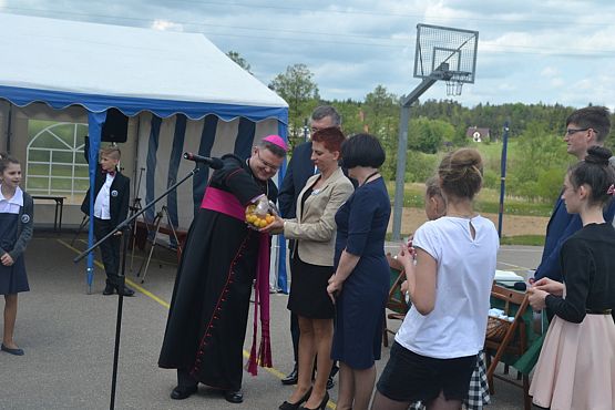 Grafika #9: Spotkanie szkół noszących imię Jana Pawła II.