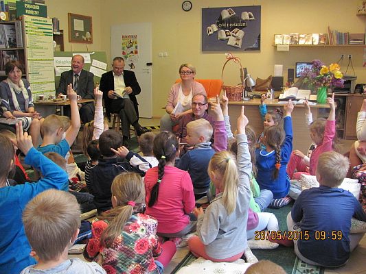 Grafika #6: Cała Polska czyta dzieciom