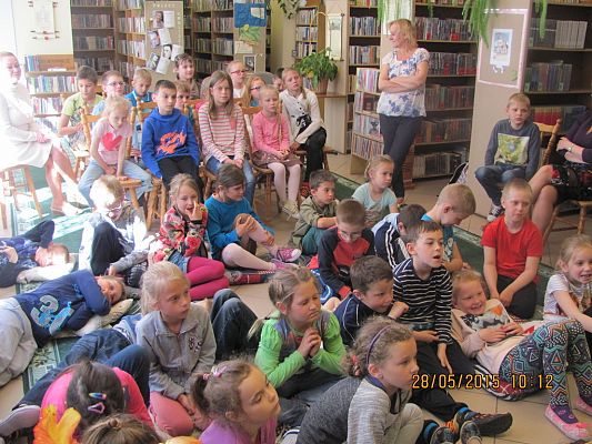 Grafika #10: Cała Polska czyta dzieciom