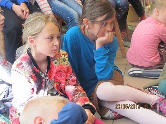 Grafika #15: Cała Polska czyta dzieciom