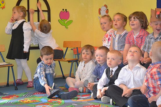 Grafika #2: Bukiet najwspanialszych życzeń od przedszkolaków dla rodziców.