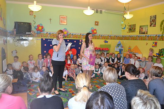 Grafika #3: Bukiet najwspanialszych życzeń od przedszkolaków dla rodziców.