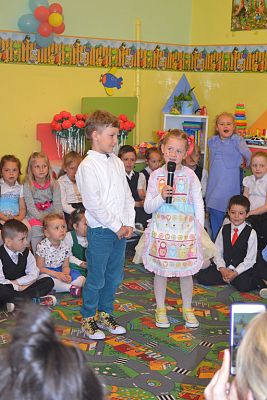 Grafika #9: Bukiet najwspanialszych życzeń od przedszkolaków dla rodziców.