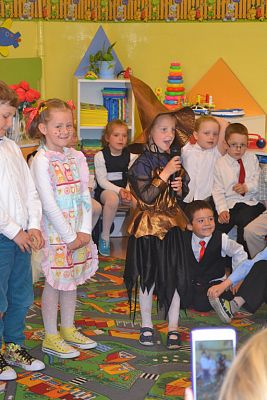 Grafika #10: Bukiet najwspanialszych życzeń od przedszkolaków dla rodziców.