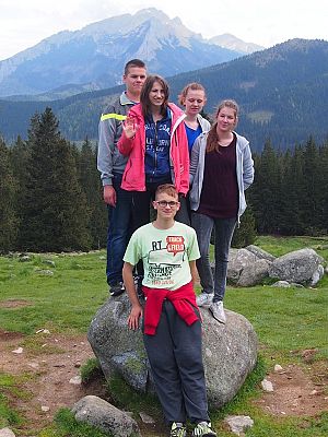 Grafika #9: Wycieczka gimnazjalistów z Łebienia do Krakowa, Zakopanego, Wadowic i Oświęcimia - Szlakiem Jana Pawła II