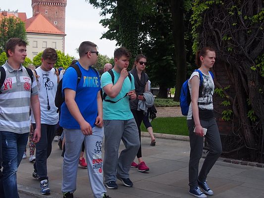 Grafika #5: Wycieczka gimnazjalistów z Łebienia do Krakowa, Zakopanego, Wadowic i Oświęcimia - Szlakiem Jana Pawła II