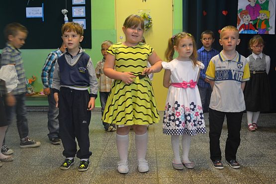 Grafika #5: "Dzień Rodziny" w grupie "0 - b"