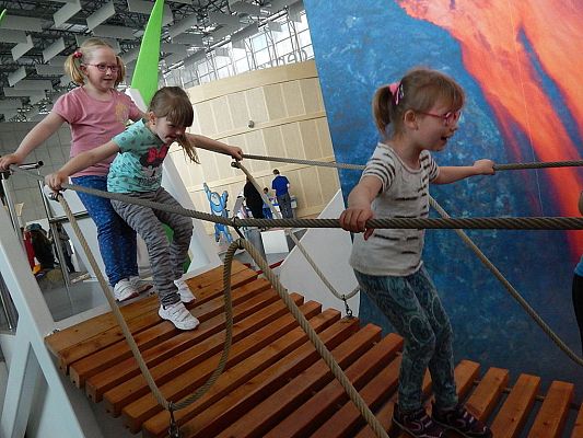 Grafika #12: Wycieczka do Centrum Nauki Eksperyment w Gdyni