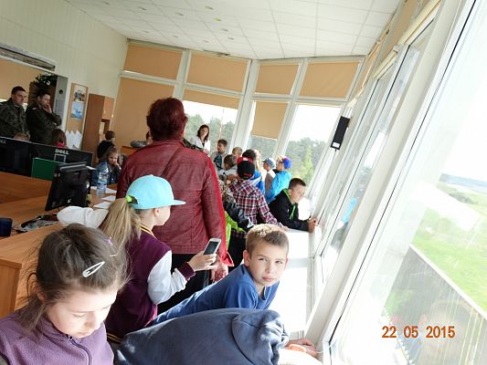 Grafika #15: Wycieczka klasy II i III do Jednostki Wojskowej do Siemirowic