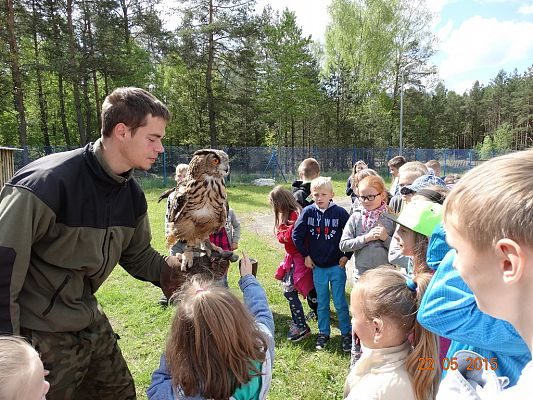 Grafika #20: Wycieczka klasy II i III do Jednostki Wojskowej do Siemirowic