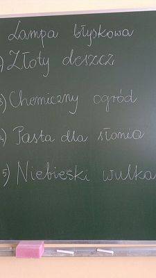 Grafika #6: Pokazy chemiczne dla klasy III