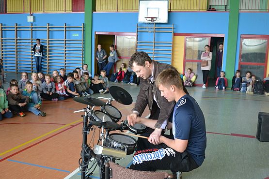 Grafika #2: Audycja muzyczna - instrumenty perkusyjne