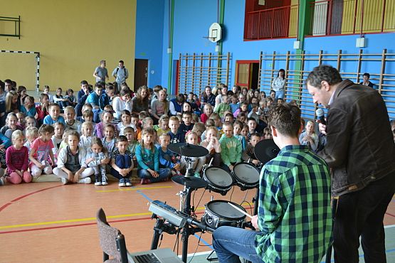 Grafika #4: Audycja muzyczna - instrumenty perkusyjne