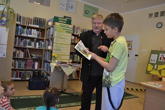 Grafika #7: Spotkanie z pisarzem Wiesławem Drabikiem