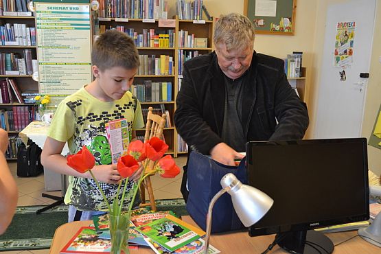 Grafika #10: Spotkanie z pisarzem Wiesławem Drabikiem