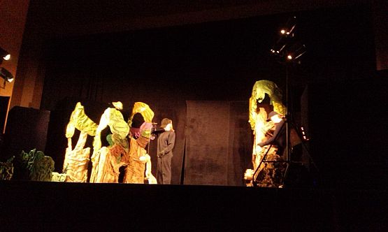 Grafika #7: Wyjazd do kina z okazji Światowego Dnia Ziemi.