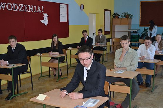 Grafika #16: EGZAMIN GIMNAZJALNY