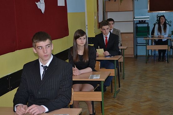 Grafika #0: EGZAMIN GIMNAZJALNY