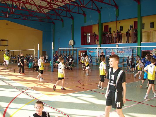 Grafika #3: Wojewódzka Liga Minisiatkówki w Łebieniu – 11.04.2015