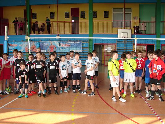Grafika #5: Wojewódzka Liga Minisiatkówki w Łebieniu – 11.04.2015