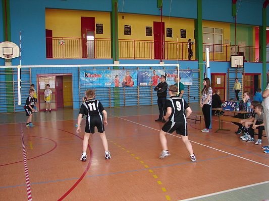 Grafika #10: Wojewódzka Liga Minisiatkówki w Łebieniu – 11.04.2015