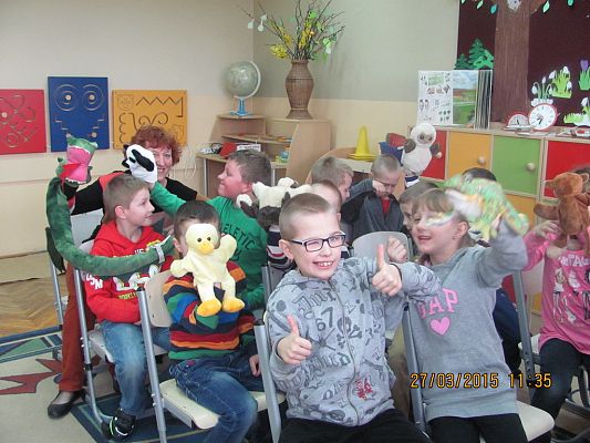 Grafika #6: Zabawa w teatr