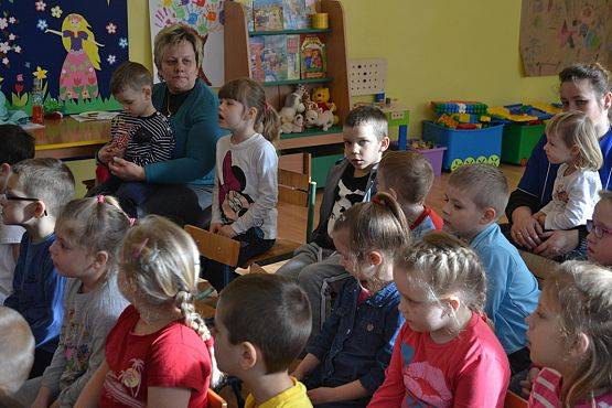 Grafika #3: Wizyta pani stomatolog w przedszkolu.