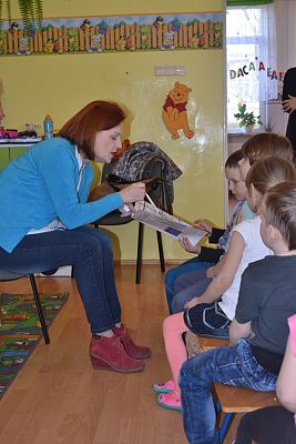 Grafika #4: Wizyta pani stomatolog w przedszkolu.