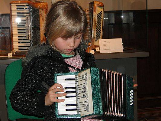 Grafika #6: Wycieczka do Łubiany i do Kościerzyny