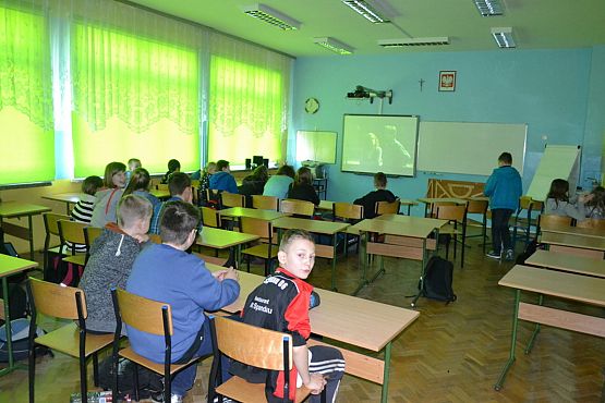 Grafika #11: Dzień Samorządności