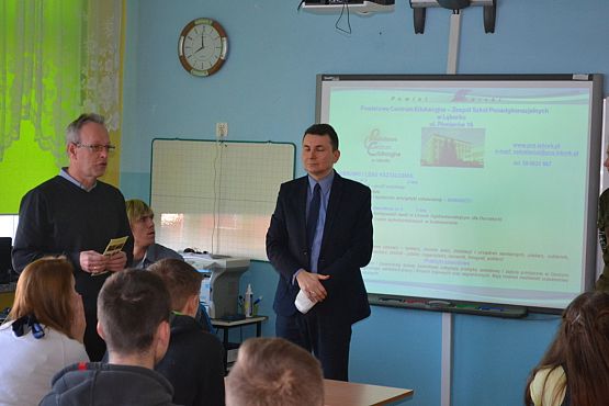 Grafika #4: Warsztaty z doradcami zawodowymi.