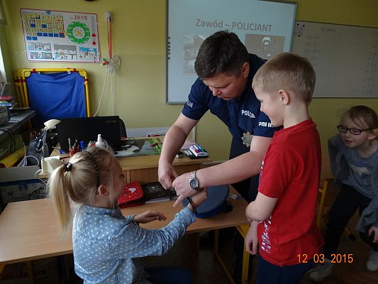 Grafika #12: "Ciekawe zawody i pasje naszych rodziców" - kolejny gość w klasie II