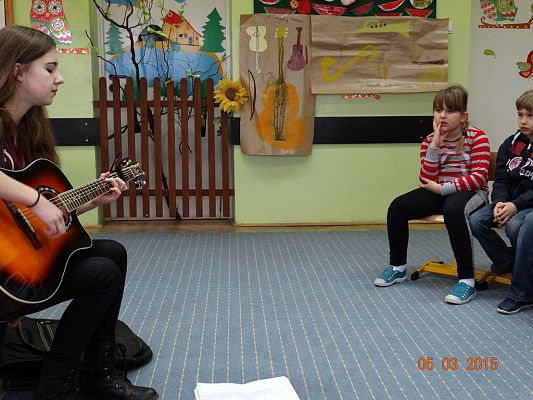 Grafika #3: Muzyczny gość w klasie II.