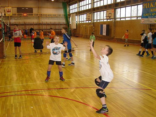 Grafika #8: Turniej Minipiłki Siatkowej w Gubinie