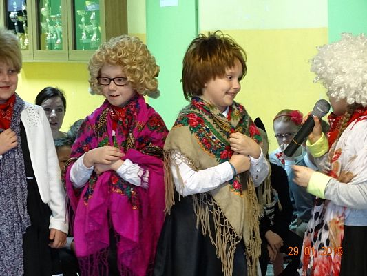 Grafika #12: Dzień Babci i Dziadka w Szkole Podstawowej