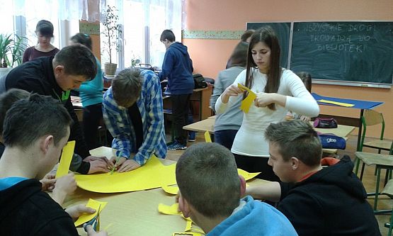 Grafika #2: Wszystkie drogi prowadzą do biblioteki