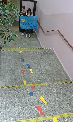 Grafika #9: Wszystkie drogi prowadzą do biblioteki