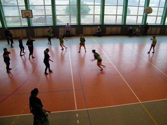 Grafika #5: Gminne zawody w piłce ręcznej dziewcząt