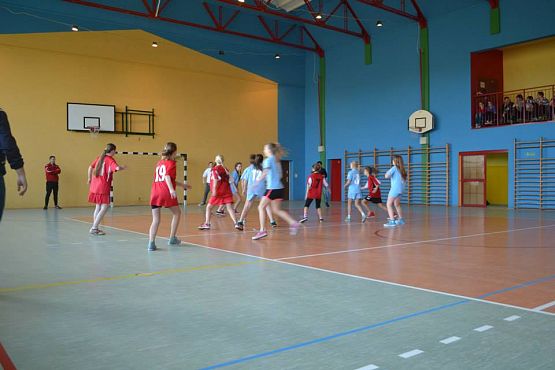 Grafika #10: Gminne zawody w mini piłce ręcznej dziewcząt i chłopców