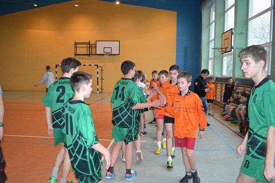 Grafika #2: Gminne zawody w mini piłce ręcznej dziewcząt i chłopców