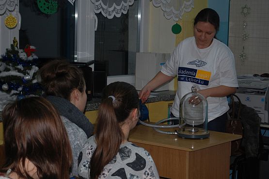 Grafika #2: "Fizyka dla smyka" - zajęcia dla uczniów klas IV-VI